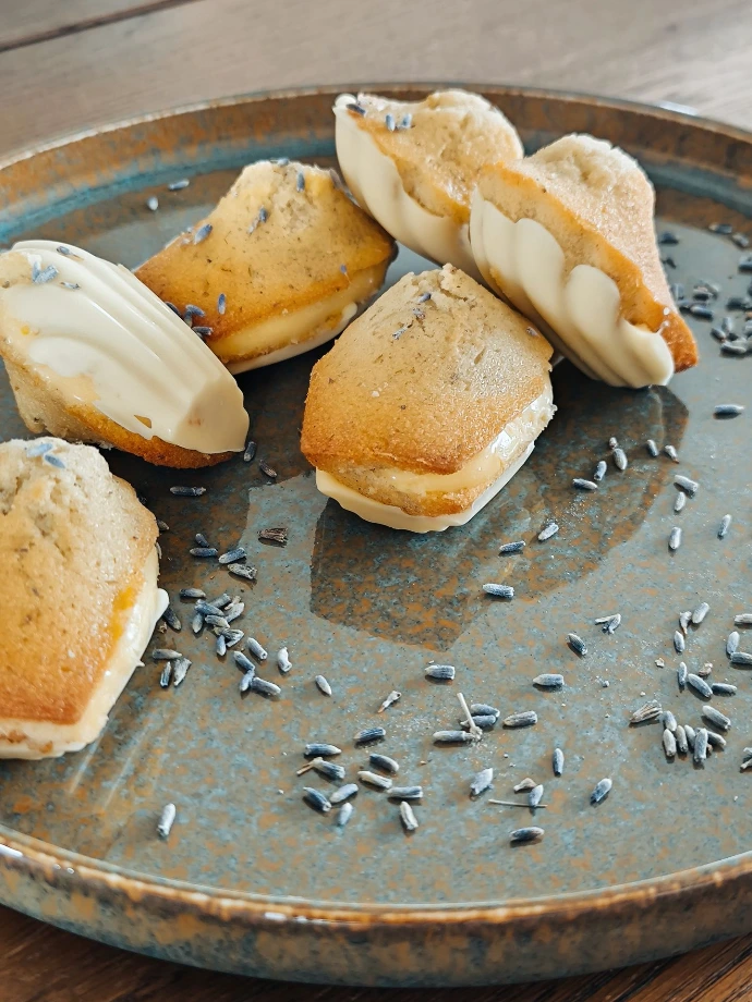 Nos madeleines citron lavande faites maison